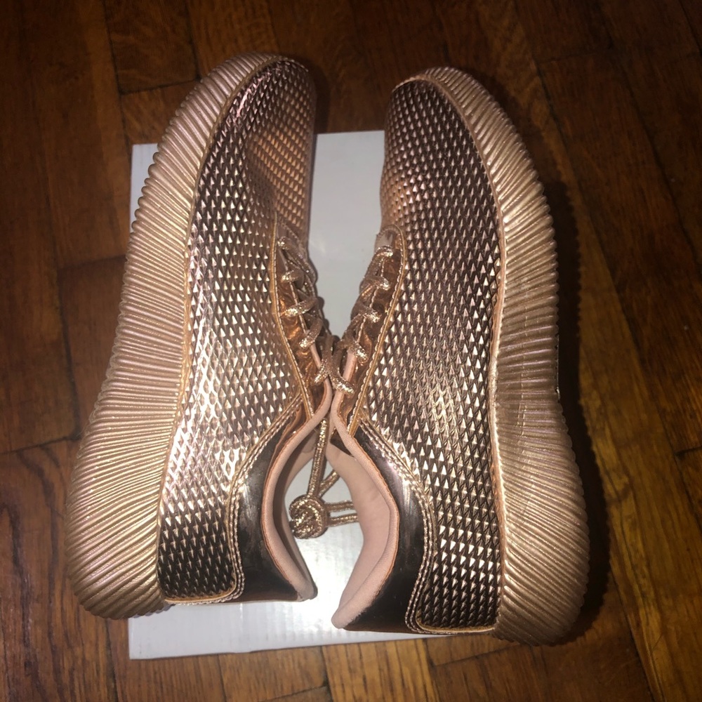 ‼️6 for $20‼️ Qupid Textured Metallic Sneakers